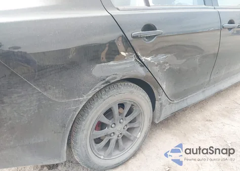 2014 Mitsubishi Lancer Es z USA, uszkodzony, nr VIN JA32U2FU8EU011216